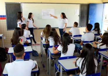 Ministério da Educação suspende reforma do novo ensino médio