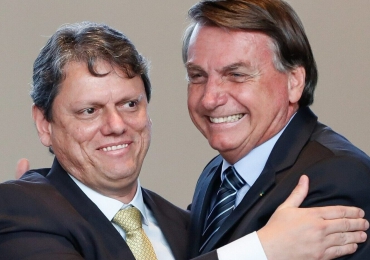 Com trama golpista desvendada, Bolsonaro tenta mobilizar sua base