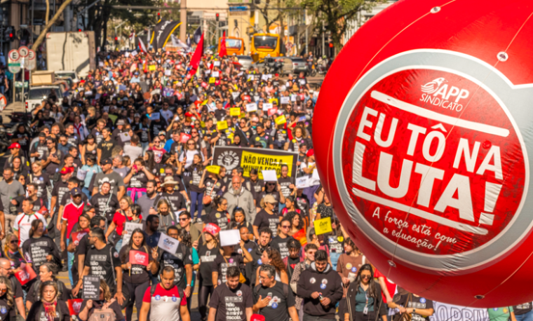 Greve no Paraná: Pedido de prisão de presidenta do Sindicato dos Professores é ilegal
