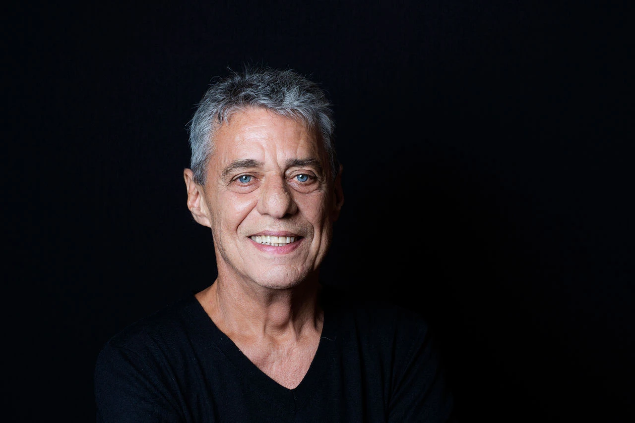 Brasil festeja os 80 anos de Chico Buarque: gigante da cultura