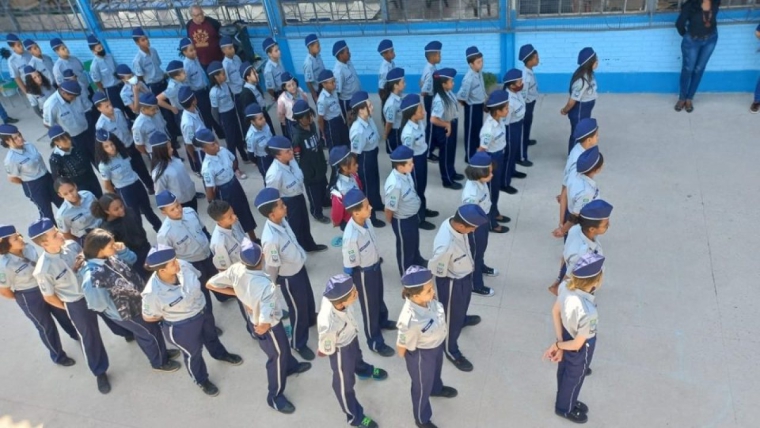 STF dá 10 dias para Tarcísio explicar escolas cívico-militares em SP