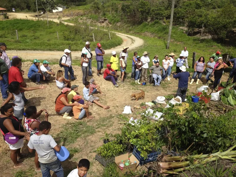 Massacre em assentamento do MST deixa mortos e feridos no Vale do Paraíba